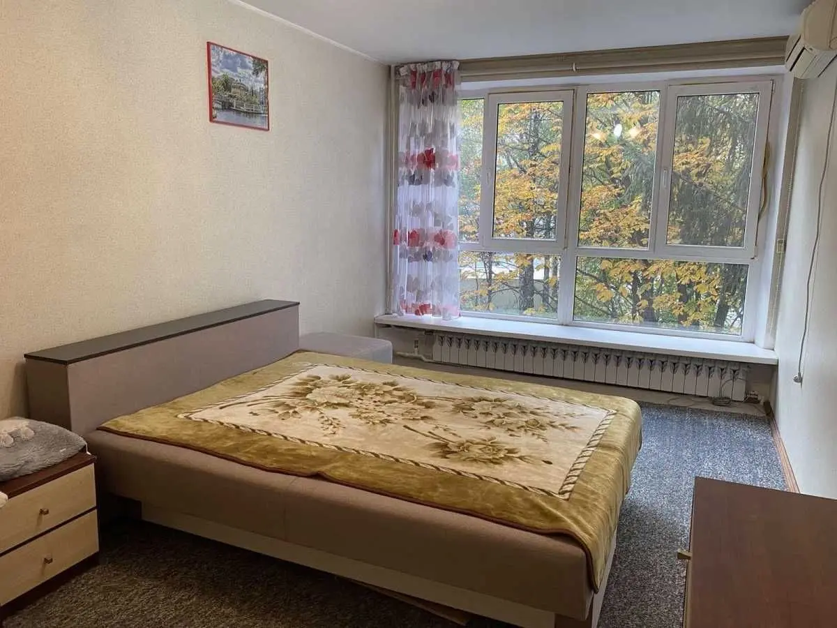 Фото Продаю 1 кімнатну квартиру, 33 кв. м, Озерна Соломянський вул. (Озерна Соломянський)  Київ, ціна: 50000 USD, код 9536