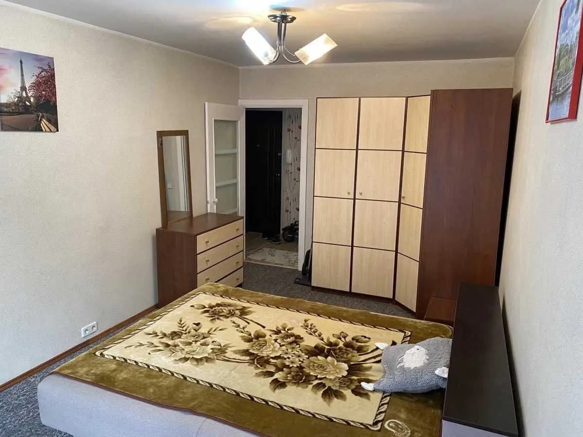 Фото Продаю 1 кімнатну квартиру, 33 кв. м, Озерна Соломянський вул. (Озерна Соломянський)  Київ, ціна: 50000 USD, код 9536