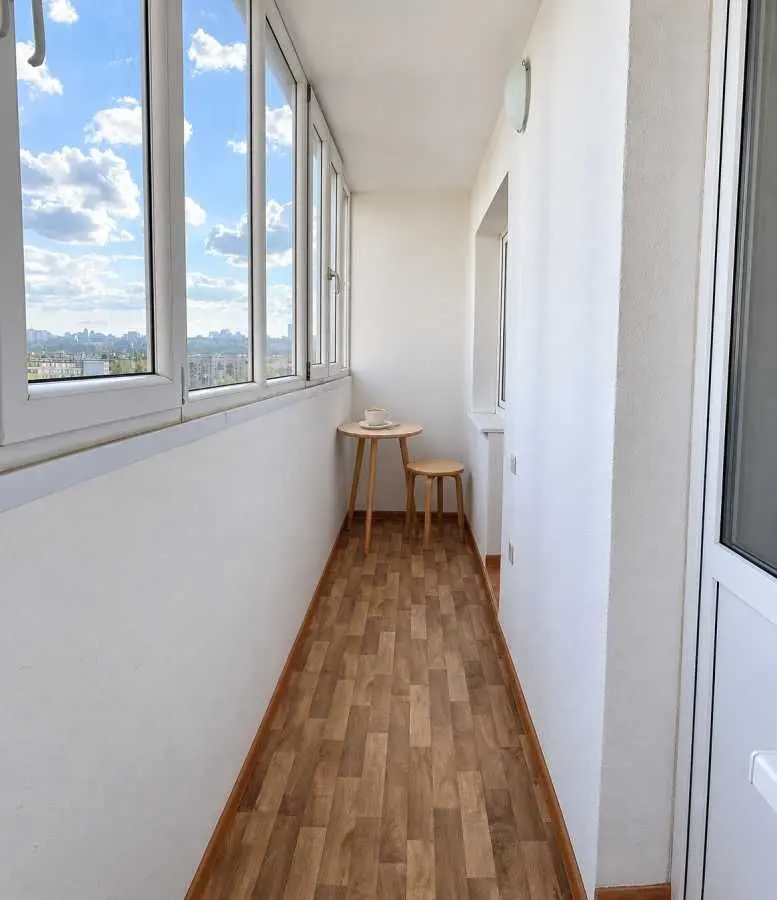 Фото Selling a 1-room apartment, 52 sq.m., Ovanesa Tumaniana Street 15А Kyiv, price: 110000 USD, code 9540