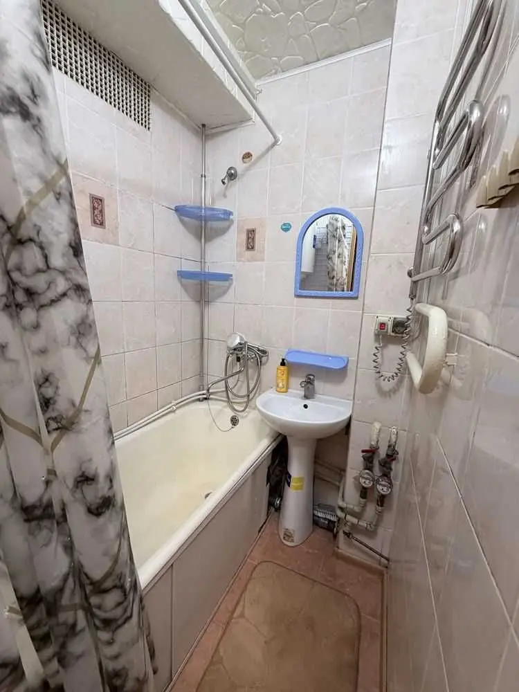 Фото Selling a 2-room apartment, 47 sq.m., Marshala Konieva Street  Kyiv, price: 49994 USD, code 9541