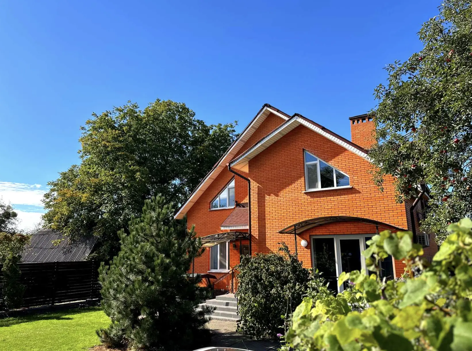 Фото Selling a house, 300 sq.m., Stetsenka Street  Kyiv, price: 240000 $, code 9546