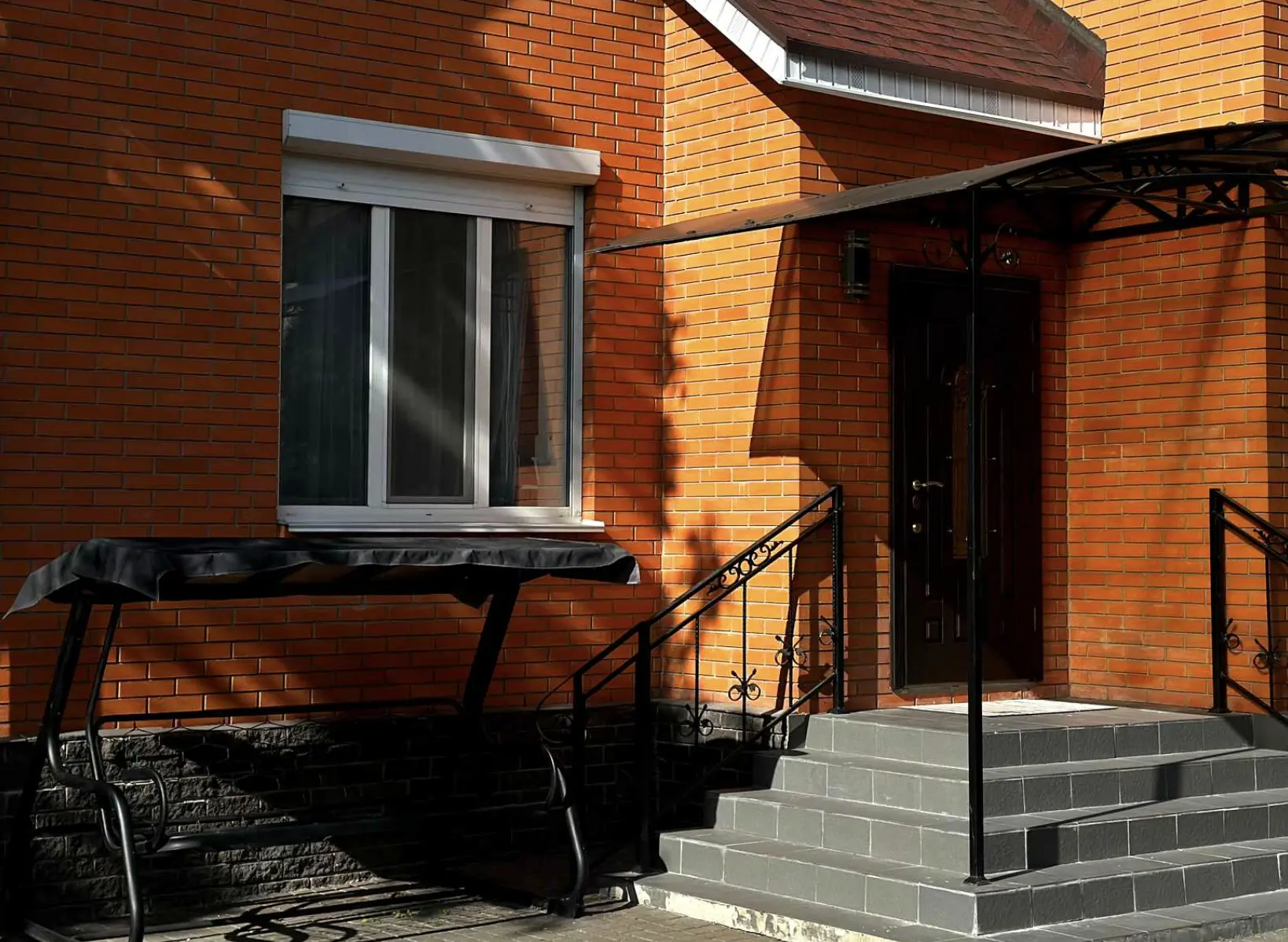 Фото Selling a house, 300 sq.m., Stetsenka Street  Kyiv, price: 240000 $, code 9546