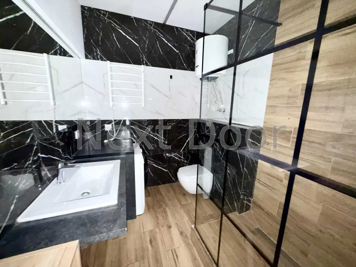 Фото Selling a 1-room apartment, 51 sq.m., Beresteiska Avenue (Peremohy Avenue) 5В Kyiv, price: 125000 USD, code 9548