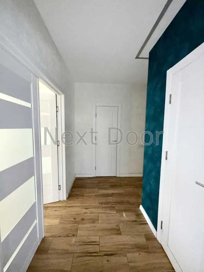 Фото Selling a 1-room apartment, 51 sq.m., Beresteiska Avenue (Peremohy Avenue) 5В Kyiv, price: 125000 USD, code 9548