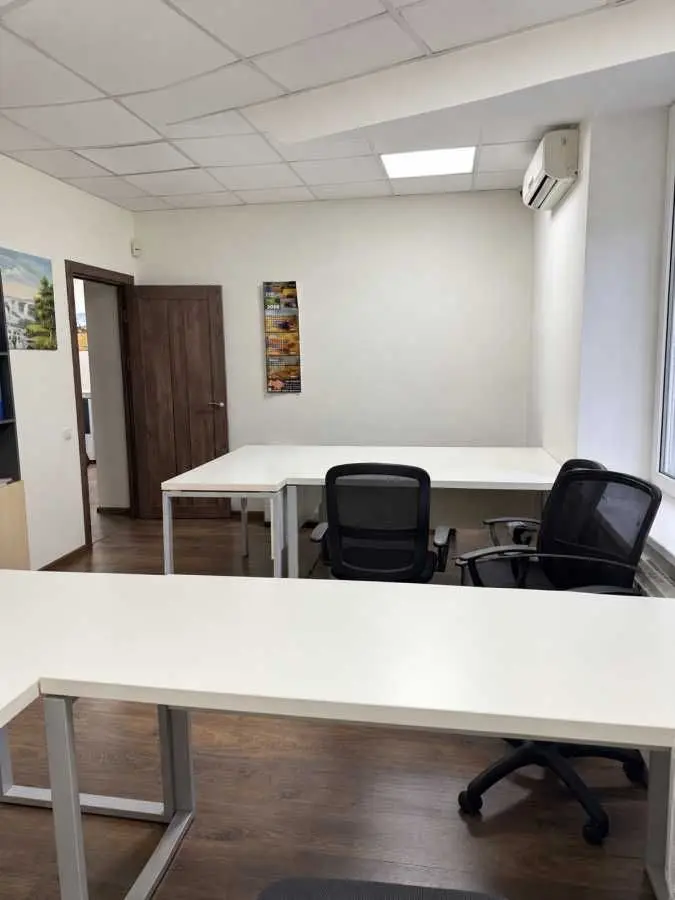 Фото Продаю офіс, 73.5 кв. м, Полковника Затєвахіна вул.  Київ, ціна: 159000 USD, код 9555