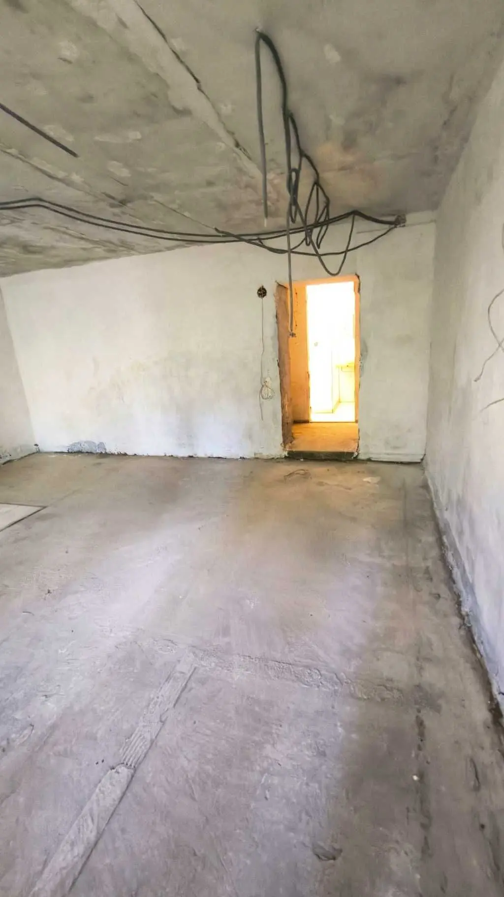 Фото Продаю 1-комнатную квартиру, 39 кв. м, Криворожская ул.  Днепр, цена: 16500 USD, код 9558