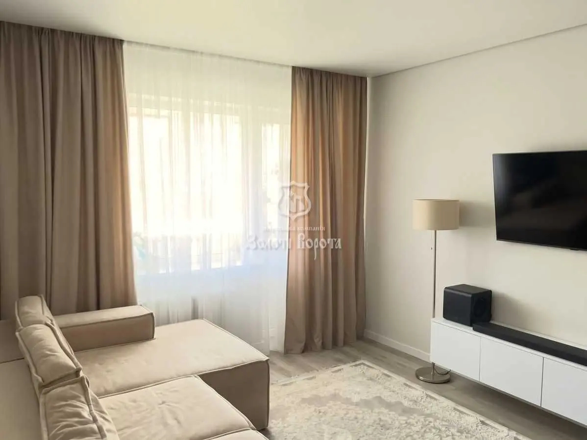 Фото Продаю 2-комнатную квартиру, 53 кв. м, Здолбуновская ул. 3 Киев, цена: 65000 USD, код 9563