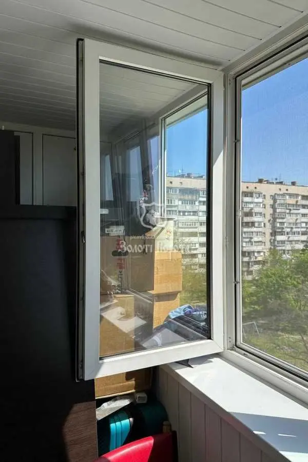 Фото Продаю 2-комнатную квартиру, 53 кв. м, Здолбуновская ул. 3 Киев, цена: 65000 USD, код 9563