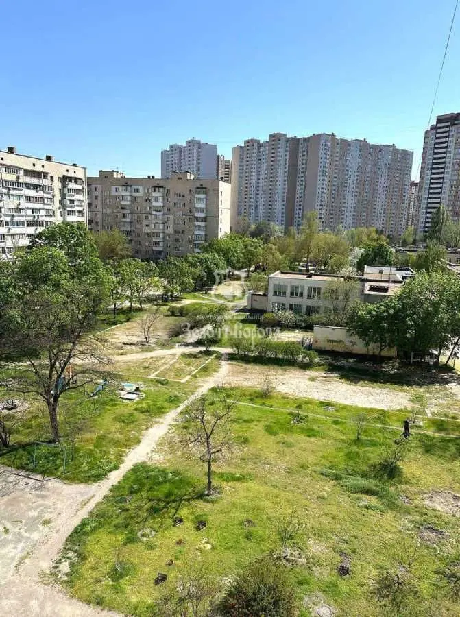 Фото Продаю 2-комнатную квартиру, 53 кв. м, Здолбуновская ул. 3 Киев, цена: 65000 USD, код 9563