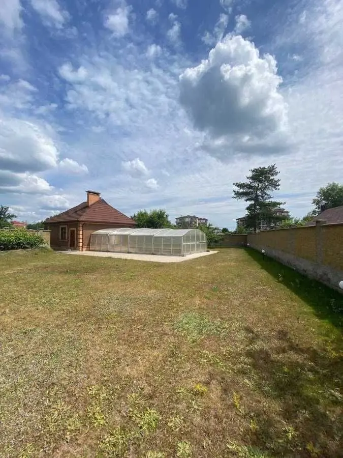 Фото Продаю будинок, 434 кв. м, Набережна вул.  Козин, ціна: 1150000 USD, код 9571