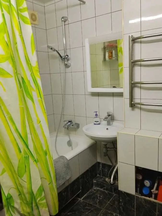 Фото Rent a 3-room apartment, Mytropolyta Andreia Sheptytskoho Street (Anatoliia Lunacharskoho Street) 24в Kyiv for long-term rent, price: 15000 UAH, code 9572