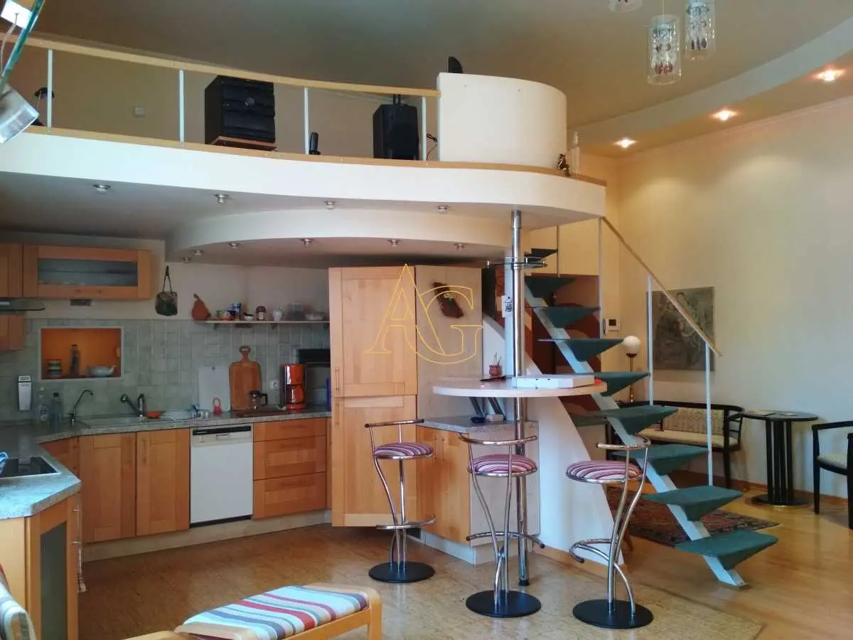 Фото Rent a 3-room apartment, Reitarska Street 25 Kyiv for long-term rent, price: 1000 USD, code 9573