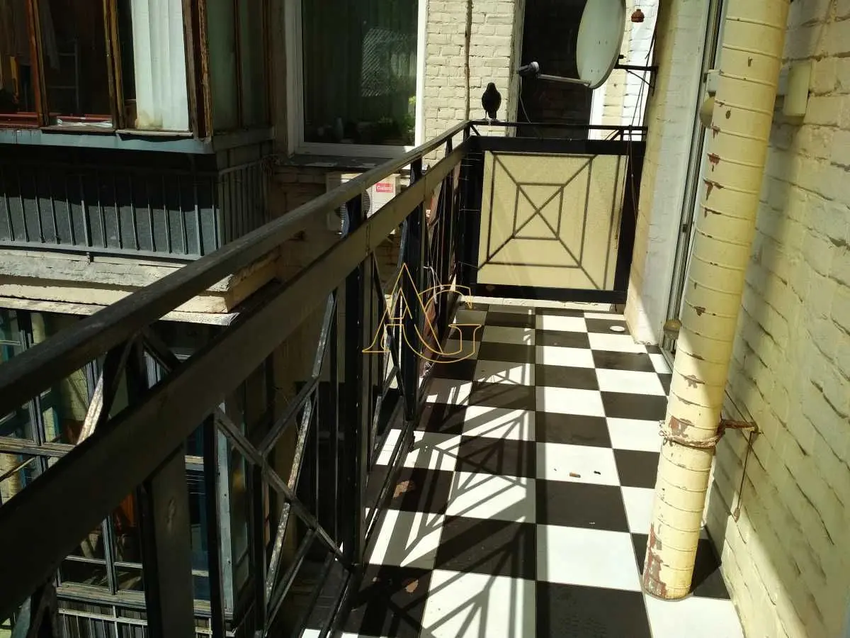 Фото Rent a 3-room apartment, Reitarska Street 25 Kyiv for long-term rent, price: 1000 USD, code 9573