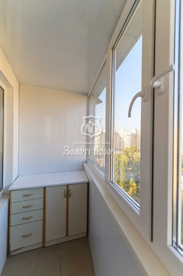 Фото Продаю 3 кімнатну квартиру, 68 кв. м, Маршала Рокосовського просп. 5 Київ, ціна: 87000 USD, код 9574