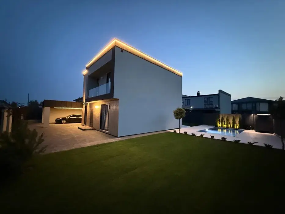 Фото Продаю будинок, 150 кв. м, Центральна вул.  Київ, ціна: 330000 $, код 9576