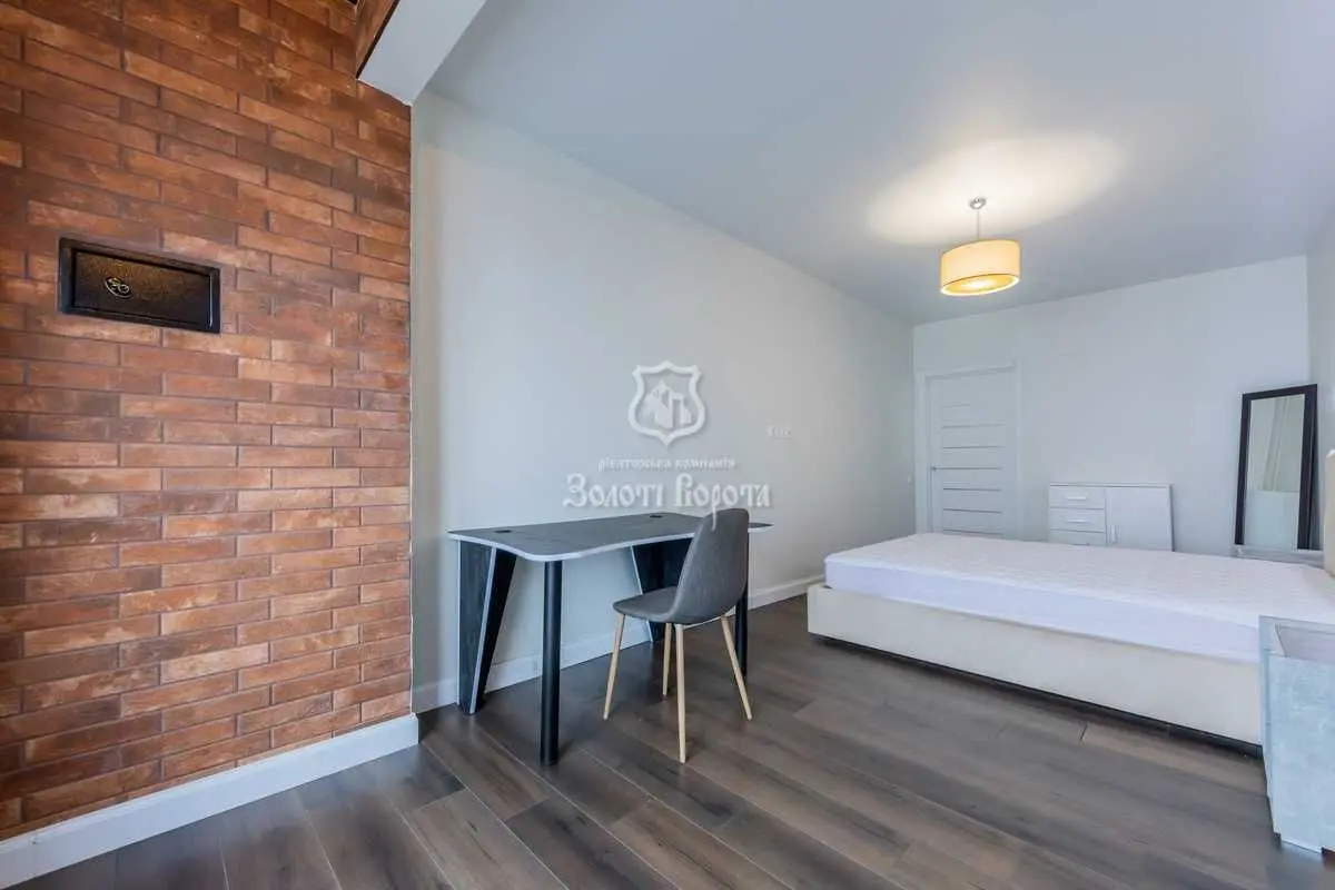 Фото Продаю 1 кімнатну квартиру, 46.4 кв. м, Клавдіївська вул.  Київ, ціна: 45000 USD, код 9581