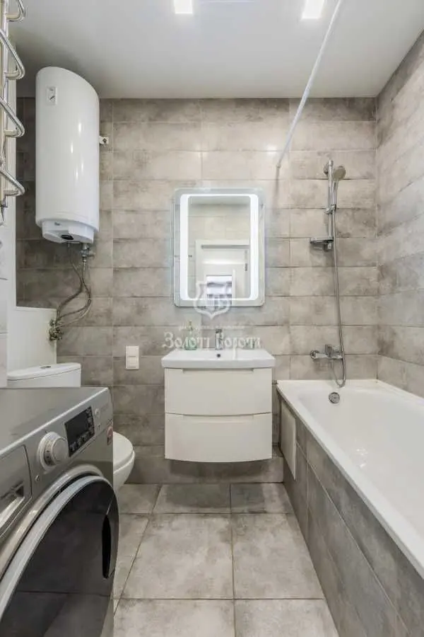 Фото Продаю 1 кімнатну квартиру, 46.4 кв. м, Клавдіївська вул.  Київ, ціна: 45000 USD, код 9581