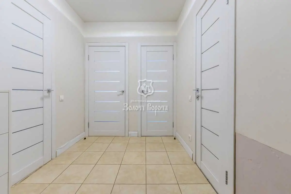 Фото Продаю 1 кімнатну квартиру, 46.4 кв. м, Клавдіївська вул.  Київ, ціна: 45000 USD, код 9581
