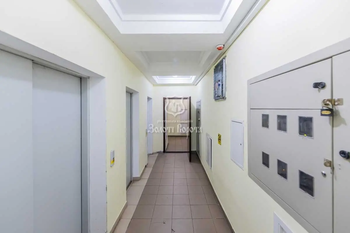 Фото Продаю 1 кімнатну квартиру, 46.4 кв. м, Клавдіївська вул.  Київ, ціна: 45000 USD, код 9581