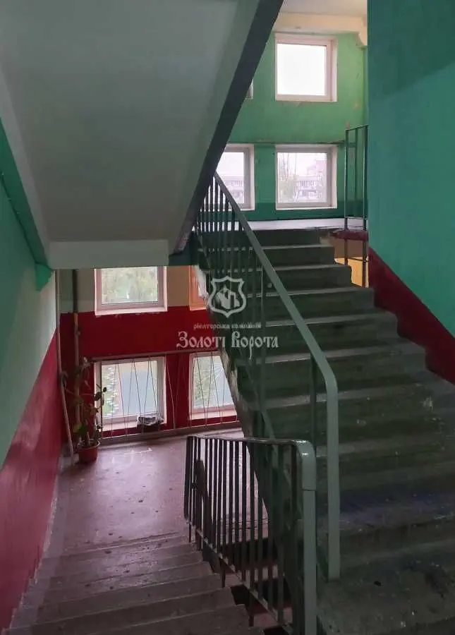 Фото Продаю 3 кімнатну квартиру, 70.6 кв. м, Кастуся Калиновського вул. (Астраханська)  Київ, ціна: 89000 USD, код 9582