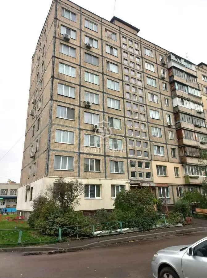 Фото Продаю 3 кімнатну квартиру, 70.6 кв. м, Кастуся Калиновського вул. (Астраханська)  Київ, ціна: 89000 USD, код 9582