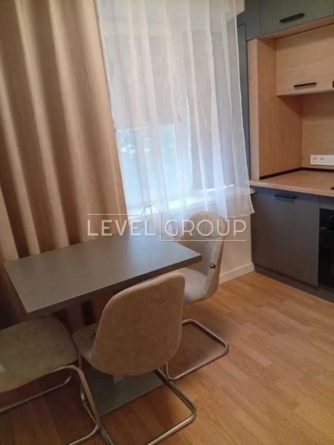 Фото Selling a 2-room apartment, 48 sq.m., Darnytskyi Boulevard 11 Kyiv, price: 75000 USD, code 9584