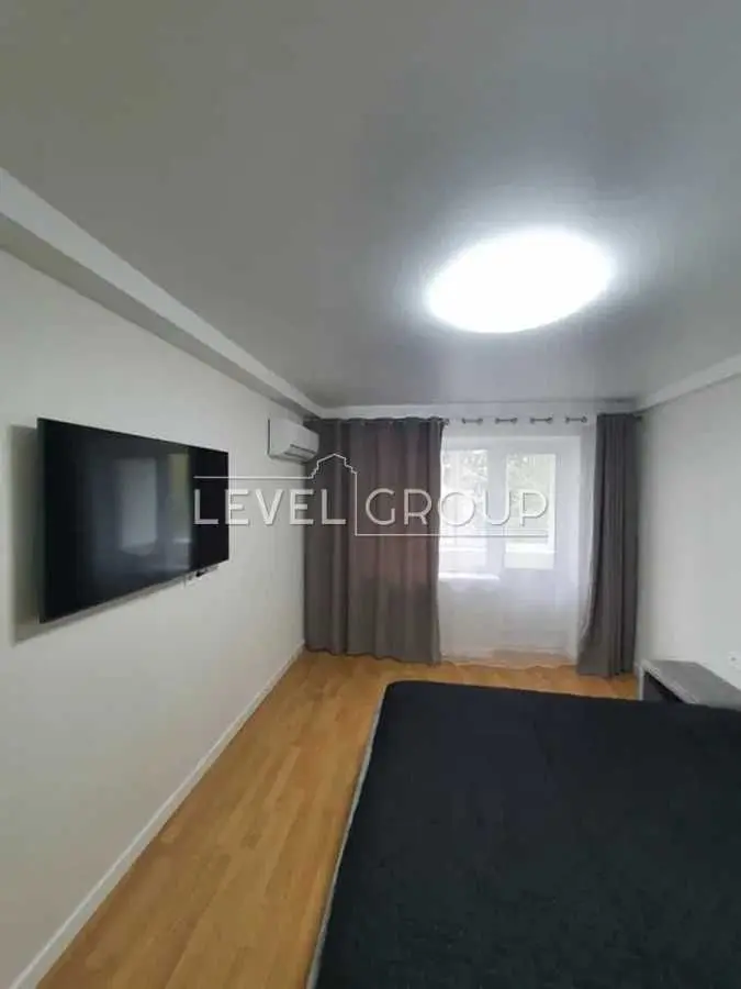 Фото Selling a 2-room apartment, 48 sq.m., Darnytskyi Boulevard 11 Kyiv, price: 75000 USD, code 9584
