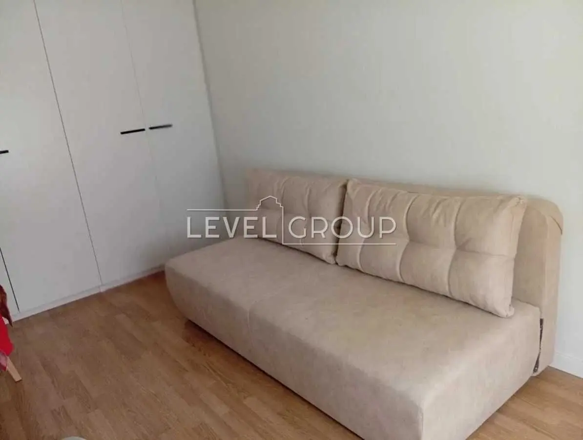 Фото Selling a 2-room apartment, 48 sq.m., Darnytskyi Boulevard 11 Kyiv, price: 75000 USD, code 9584