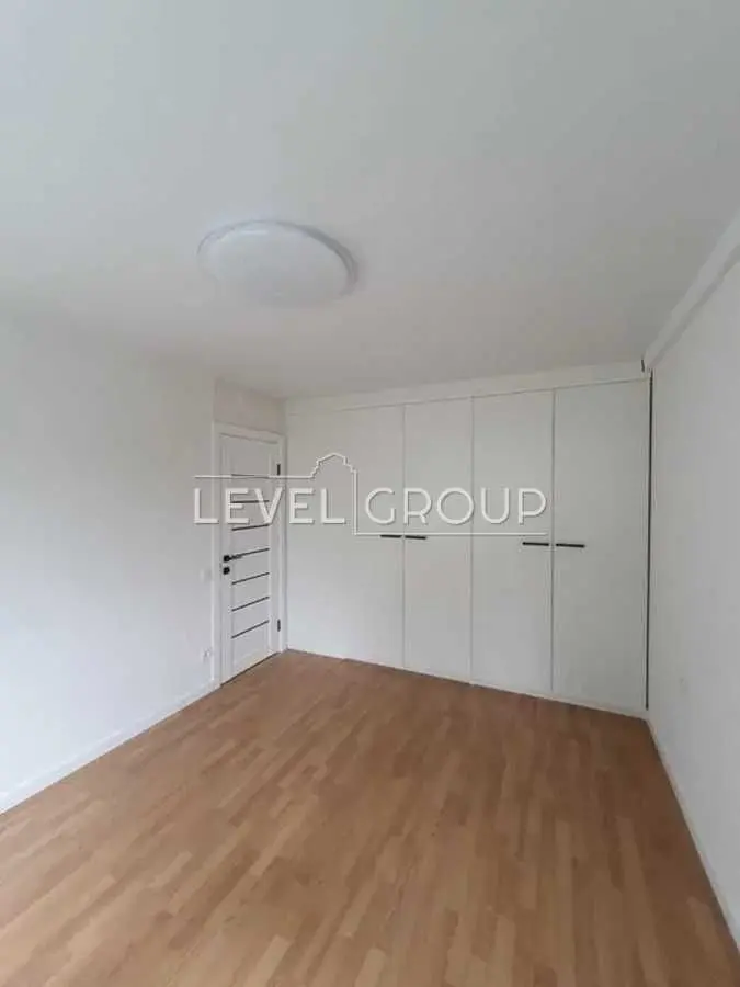 Фото Selling a 2-room apartment, 48 sq.m., Darnytskyi Boulevard 11 Kyiv, price: 75000 USD, code 9584