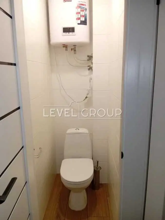 Фото Selling a 2-room apartment, 48 sq.m., Darnytskyi Boulevard 11 Kyiv, price: 75000 USD, code 9584