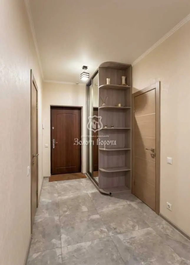 Фото Продаю 3 кімнатну квартиру, 83.7 кв. м, Сім’ї Кульженків вул. (Петра Дегтяренка) 35 Київ, ціна: 148000 USD, код 9585