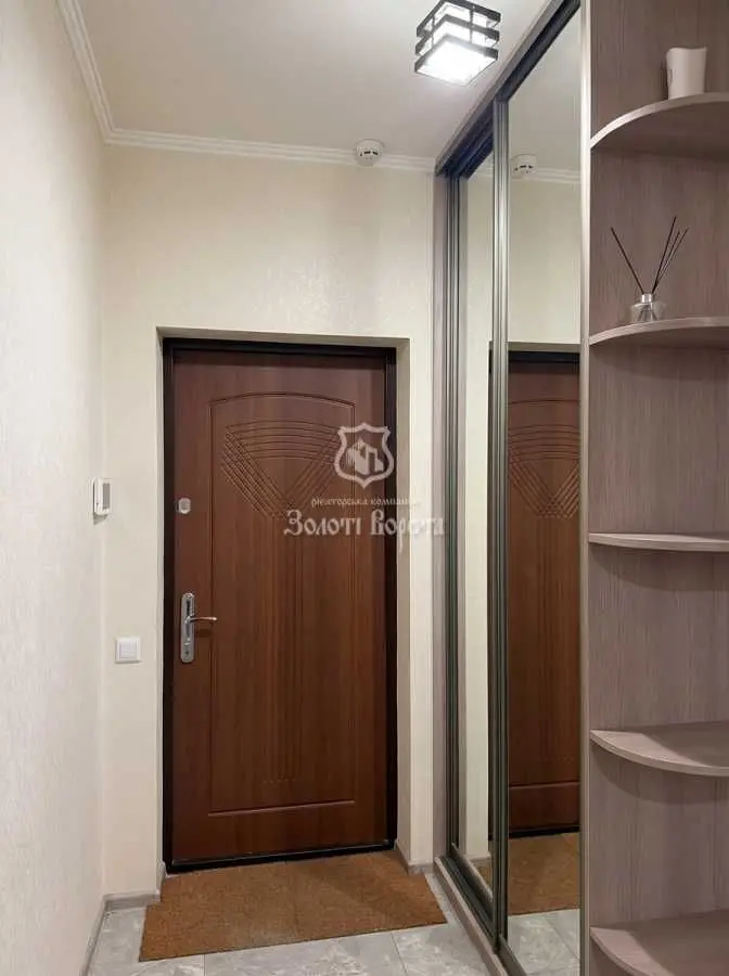 Фото Продаю 3 кімнатну квартиру, 83.7 кв. м, Сім’ї Кульженків вул. (Петра Дегтяренка) 35 Київ, ціна: 148000 USD, код 9585