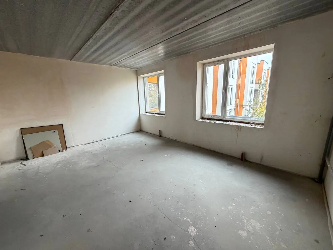 Фото Продаю 1 кімнатну квартиру, 61 кв. м, Ірпінь, ціна: 45500 $, код 9590
