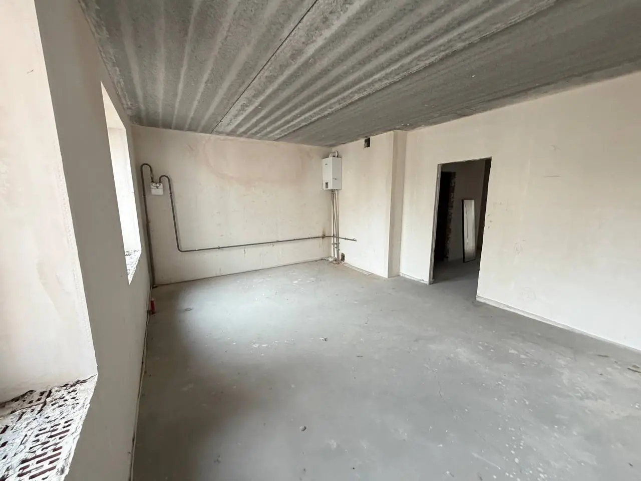 Фото Продаю 1 кімнатну квартиру, 61 кв. м, Ірпінь, ціна: 45500 $, код 9590