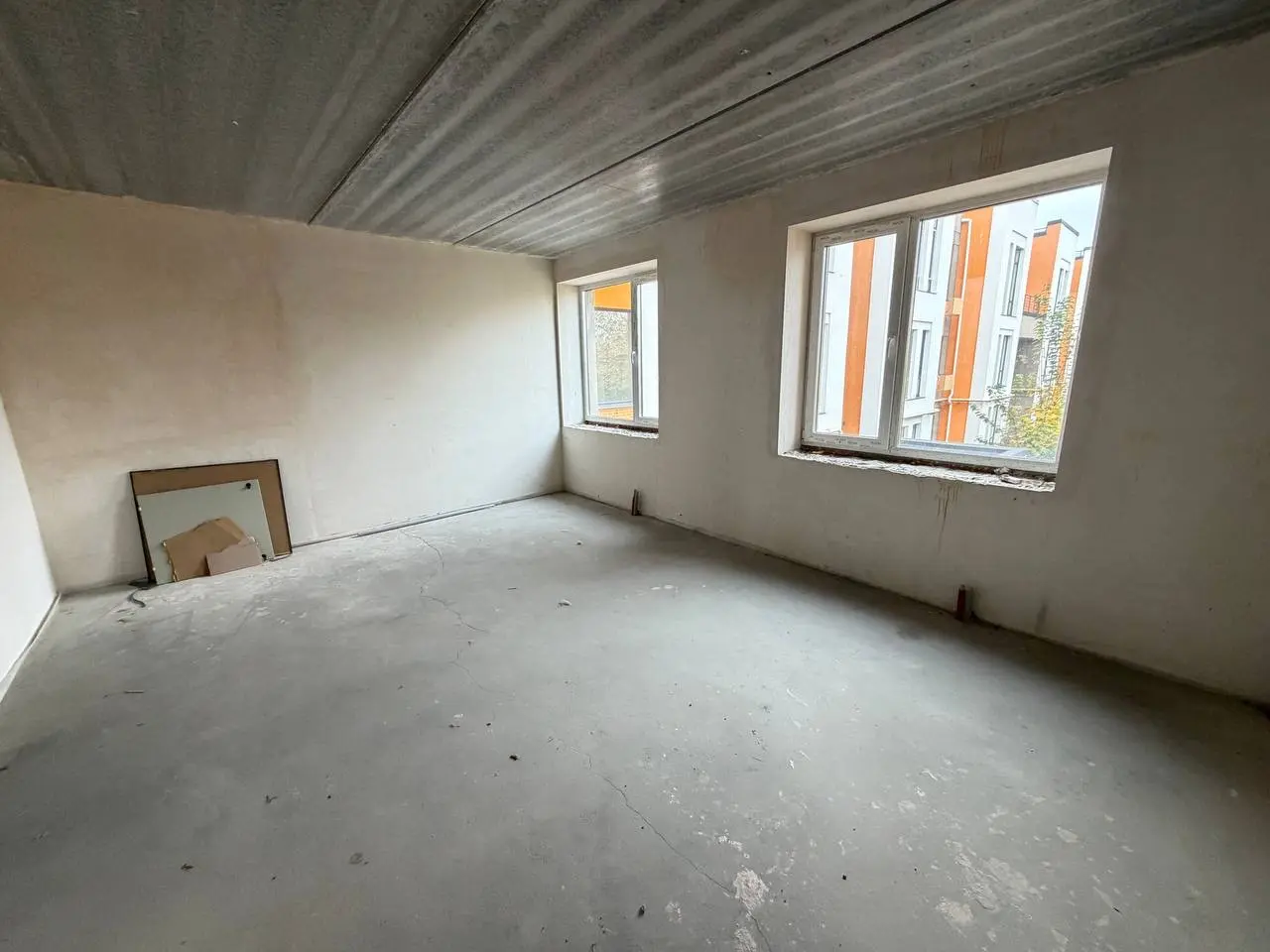 Фото Продаю 1 кімнатну квартиру, 61 кв. м, Ірпінь, ціна: 45500 $, код 9590