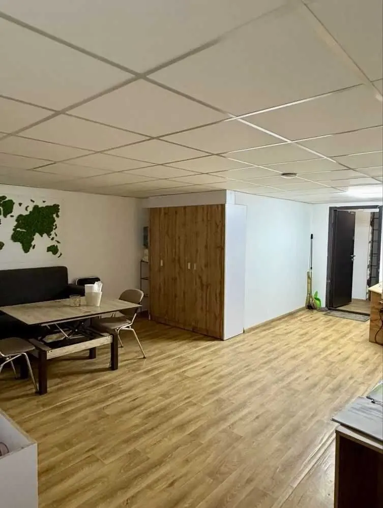 Фото Продаю офис, 345.9 кв. м, Глубочицкая ул. 40 Киев, цена: 800 USD, код 9605