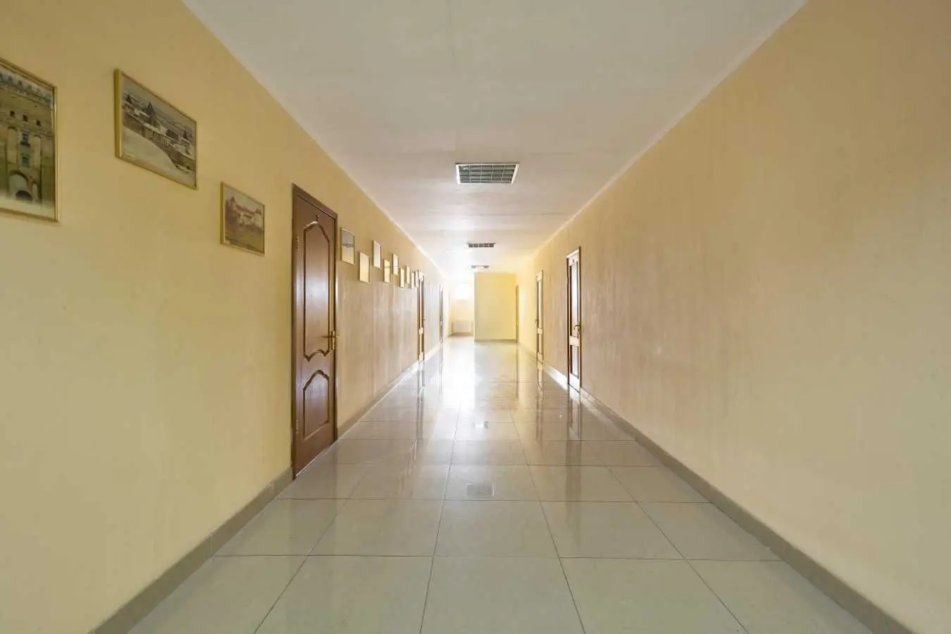 Фото Продаю офіс, 1396 кв. м, Городоцька вул.  Львів, ціна: 1300000 USD, код 9611
