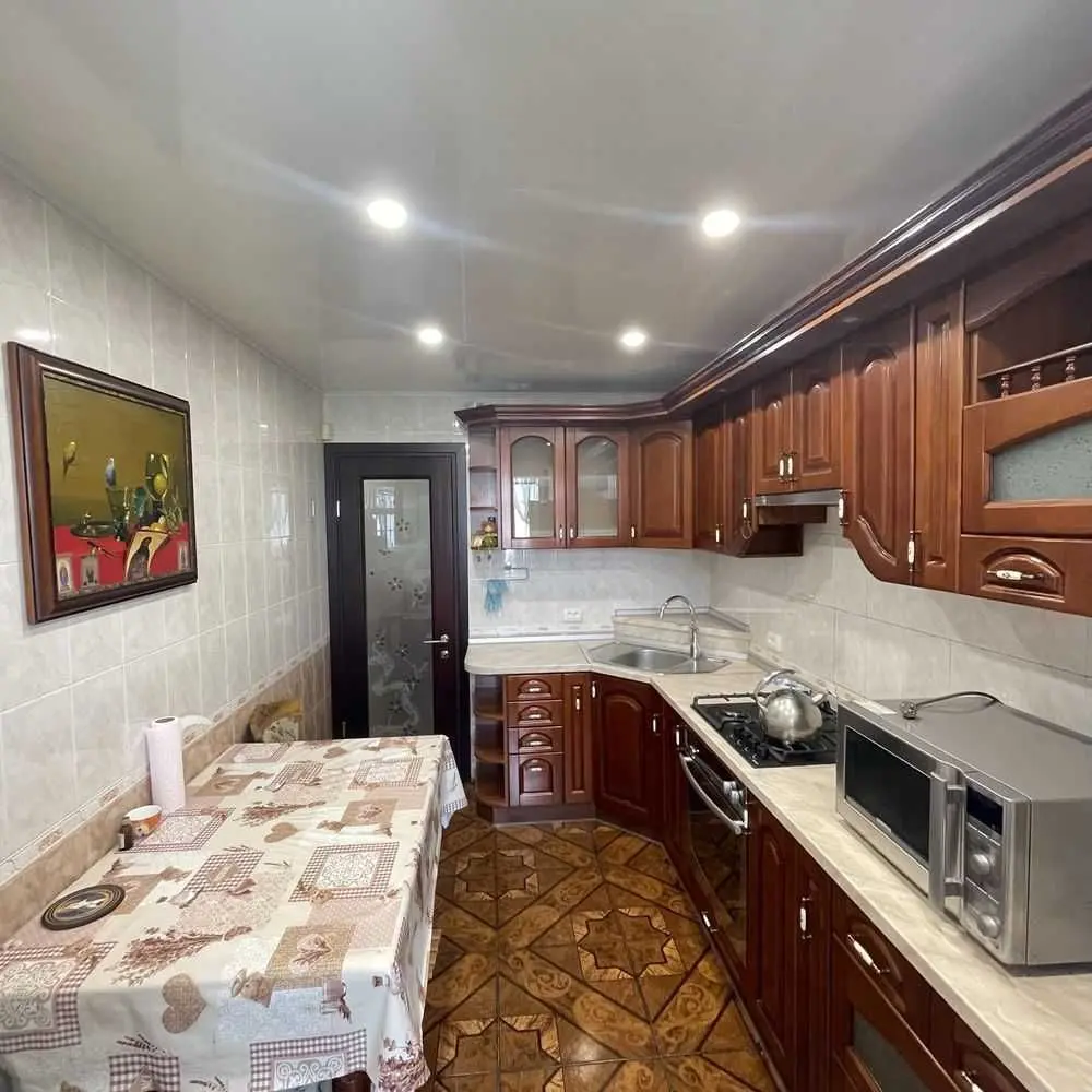 Фото Rent a 3-room apartment, 8-ho Bereznia Street  Slobozhanske for long-term rent, price: 25000 UAH, code 9612