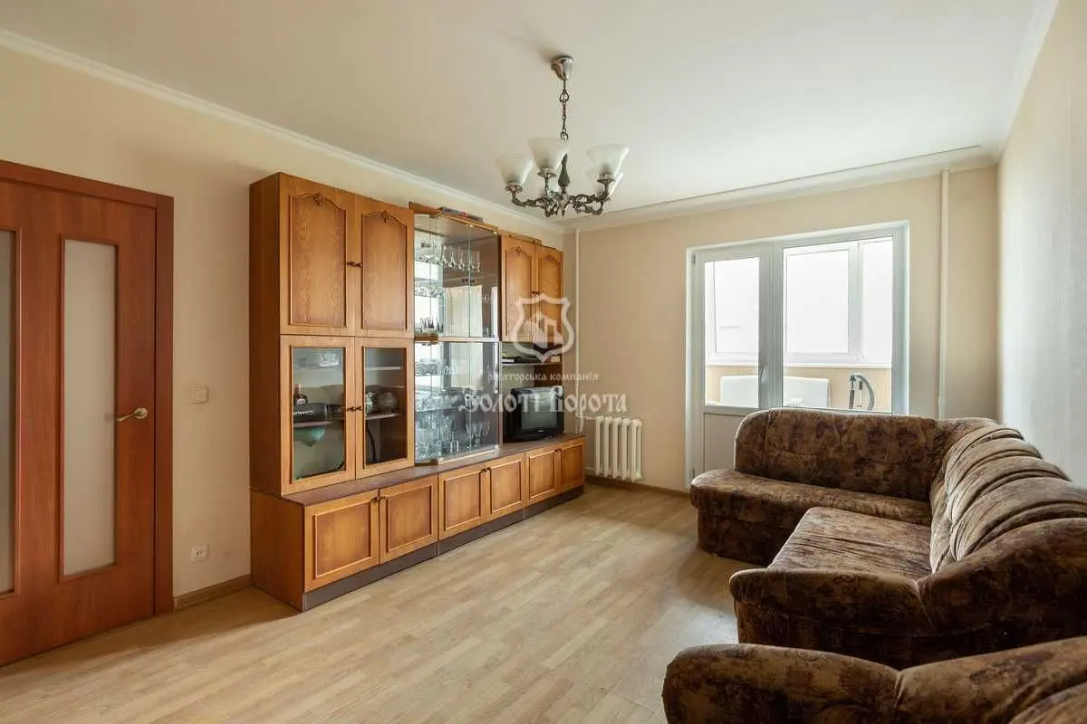 Фото Продаю 2-комнатную квартиру, 66.7 кв. м, Урловская ул. 38 Киев, цена: 79000 USD, код 9615