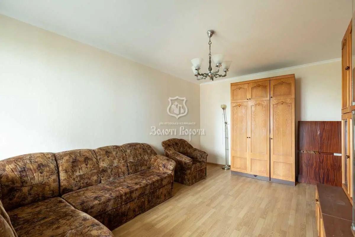 Фото Продаю 2-комнатную квартиру, 66.7 кв. м, Урловская ул. 38 Киев, цена: 79000 USD, код 9615