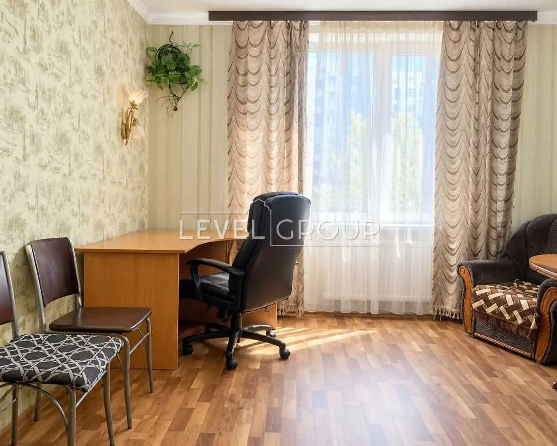 Фото Selling a 2-room apartment, 49 sq.m., Akademika Hlushkova Avenue  Kyiv, price: 80000 USD, code 9619