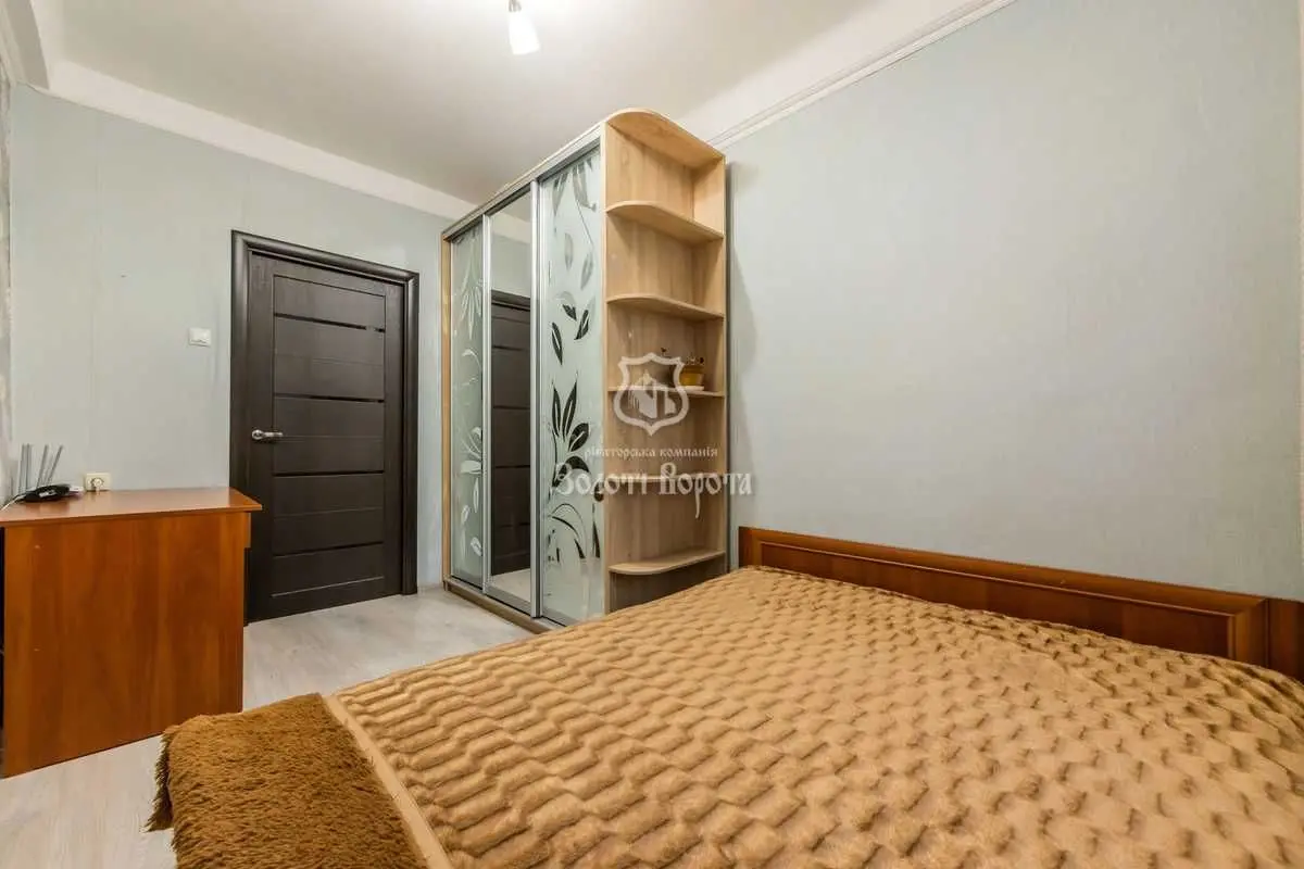 Фото Selling a 3-room apartment, 54 sq.m., Marii Pryimachenko Boulevard 6а Kyiv, price: 145000 USD, code 9621