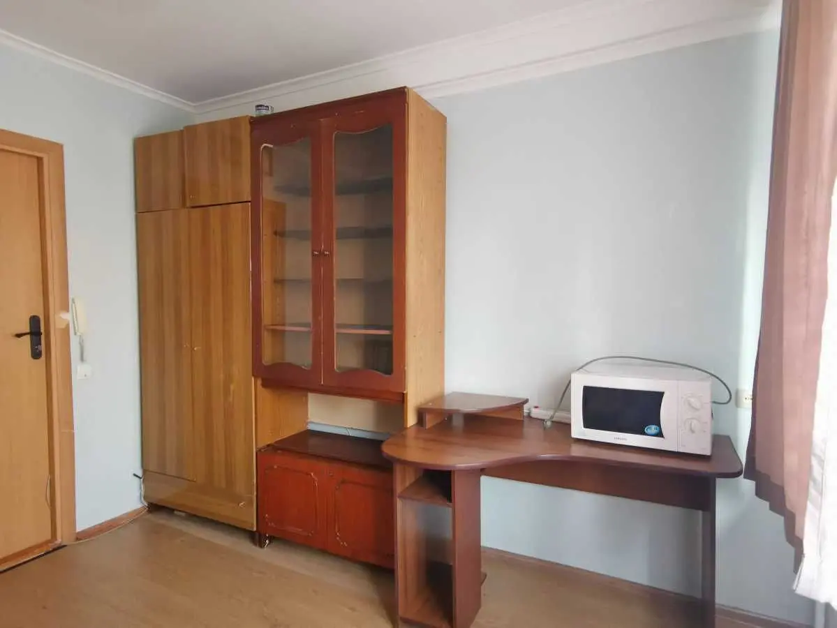 Фото Зняти 3 кімнатну квартиру, Академіка Доброхотова вул. 8 Київ в довгострокову оренду, ціна: 4000 UAH, код 9623