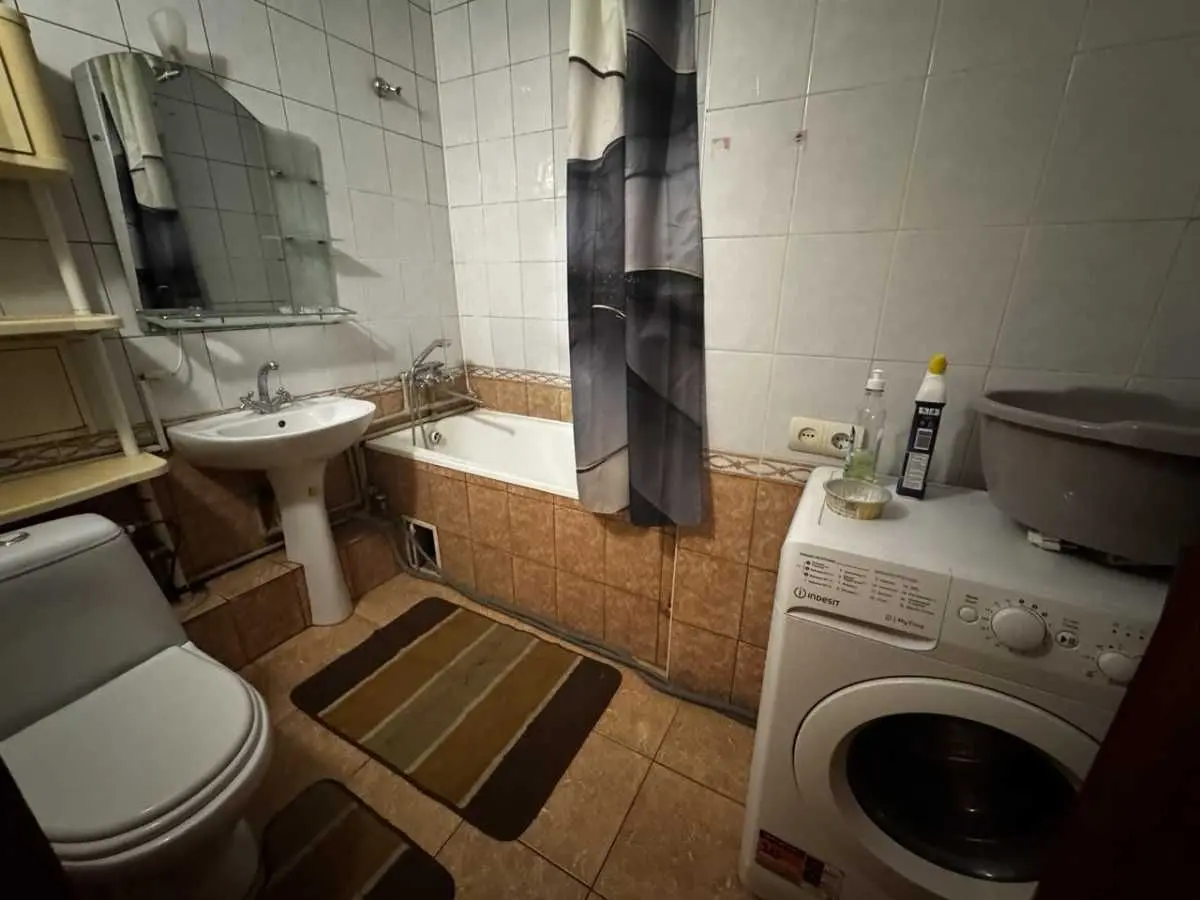 Фото Зняти 3 кімнатну квартиру, Дегтярівська вул. 11 Київ в довгострокову оренду, ціна: 12000 UAH, код 9626