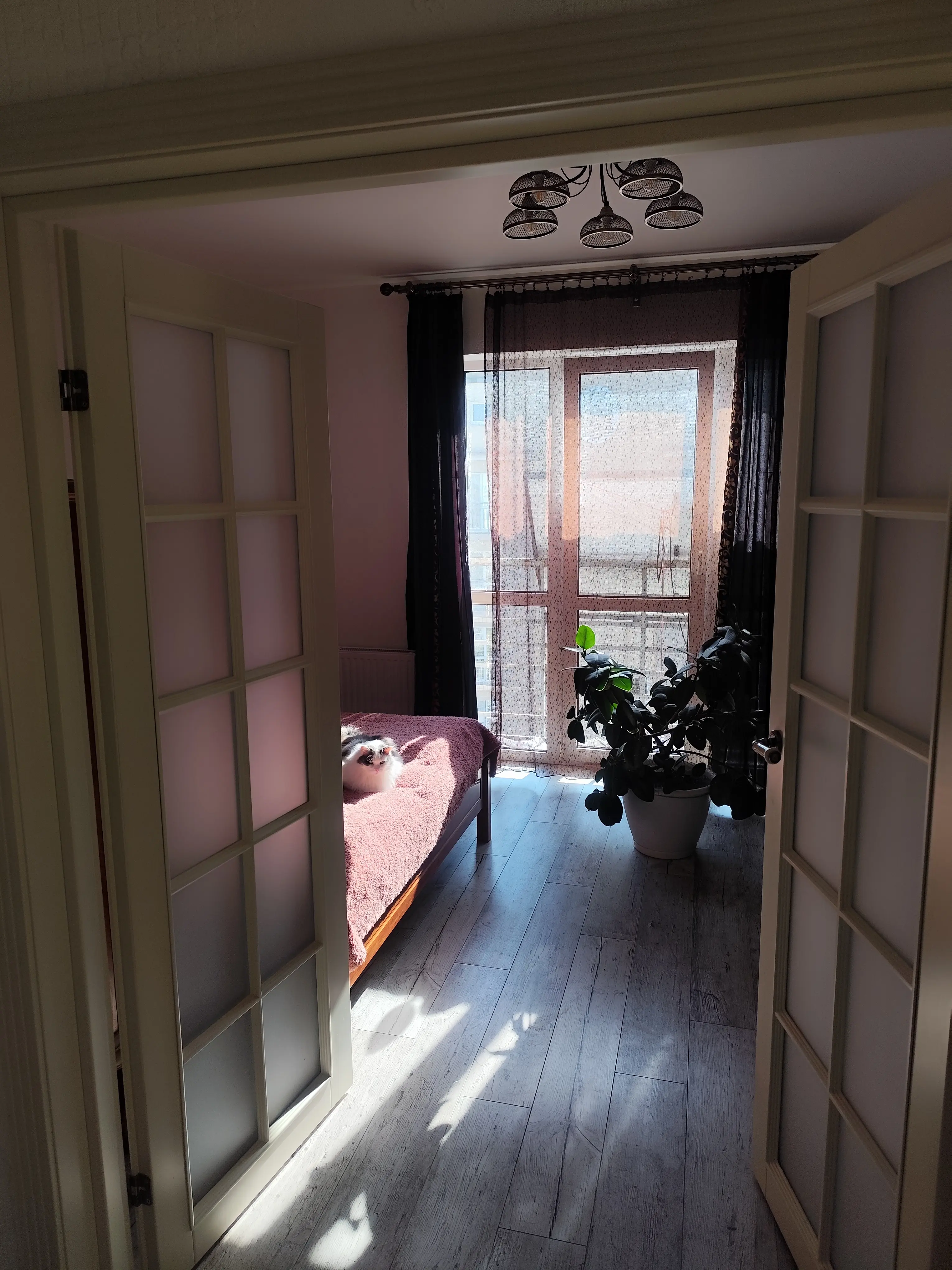 Фото Продаю 2 кімнатну квартиру, 75.8 кв. м, Метрологічна вул. 9д Київ, ціна: 135000 $, код 9627