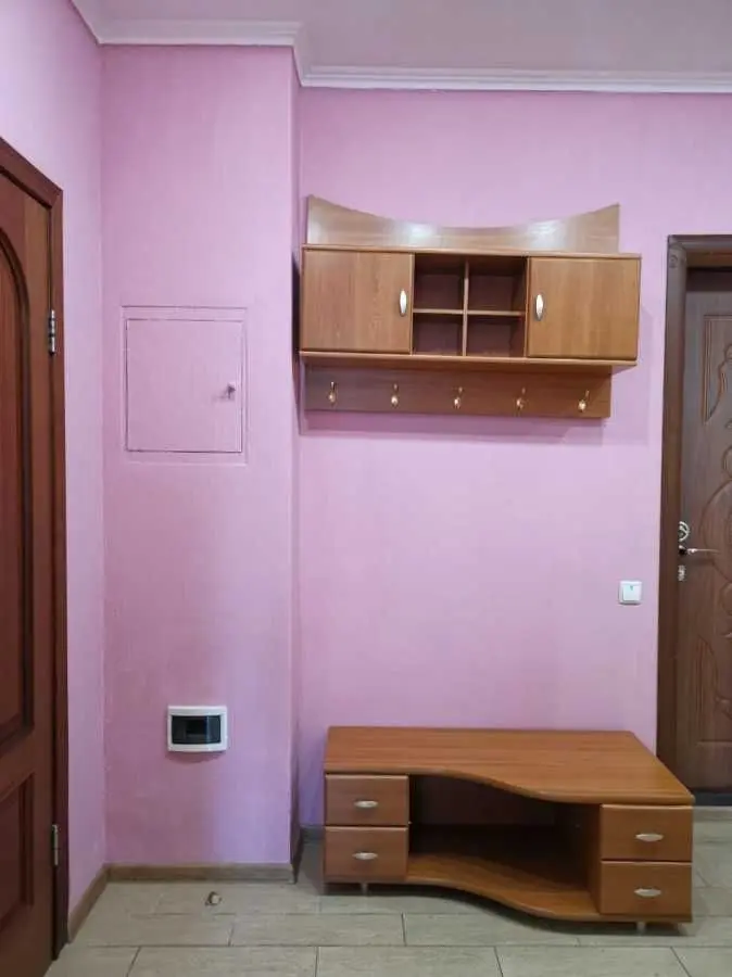 Фото Зняти 2 кімнатну квартиру, Раїси Окіпної вул. 4 Київ в довгострокову оренду, ціна: 22000 UAH, код 9629