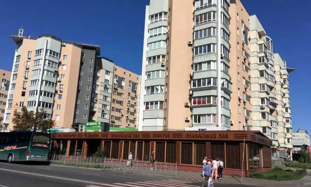 Фото Зняти 2 кімнатну квартиру, Раїси Окіпної вул. 4 Київ в довгострокову оренду, ціна: 22000 UAH, код 9629