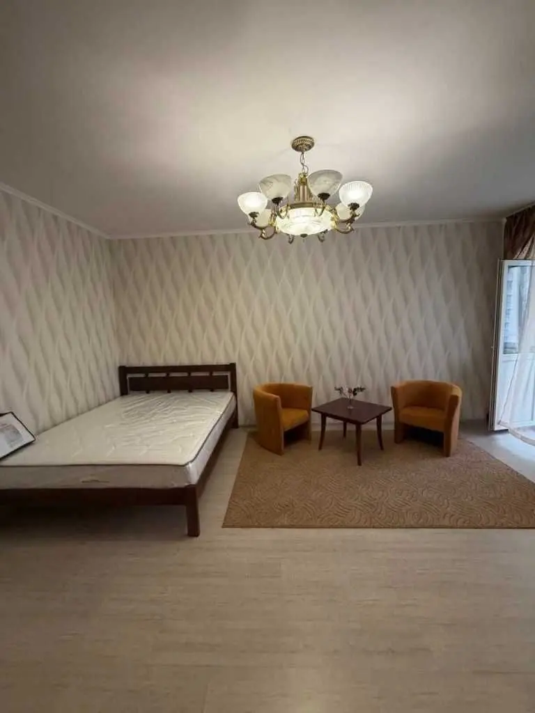 Фото Зняти 1 кімнатну квартиру, Юлії Здановської вул. (Ломоносова) 50/2 Київ в довгострокову оренду, ціна: 18000 UAH, код 9632