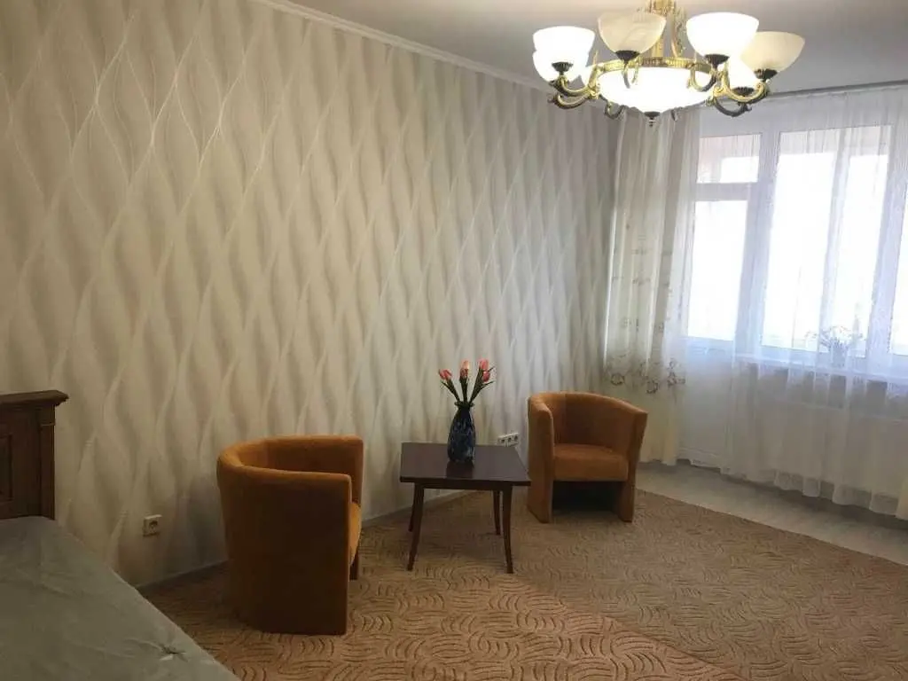 Фото Зняти 1 кімнатну квартиру, Юлії Здановської вул. (Ломоносова) 50/2 Київ в довгострокову оренду, ціна: 18000 UAH, код 9632