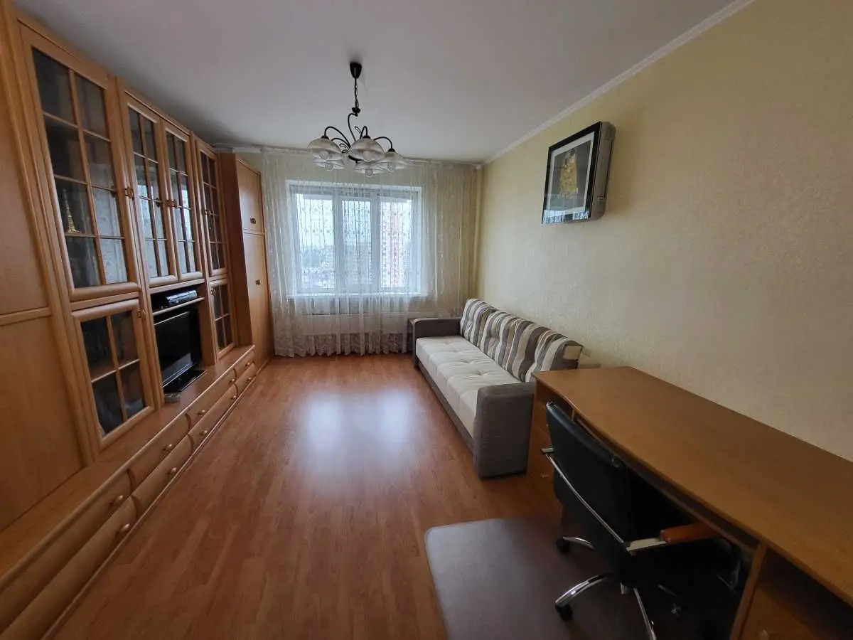Фото Продаю 2 кімнатну квартиру, 55 кв. м, Василя Стуса вул. 23 Київ, ціна: 73500 USD, код 9635